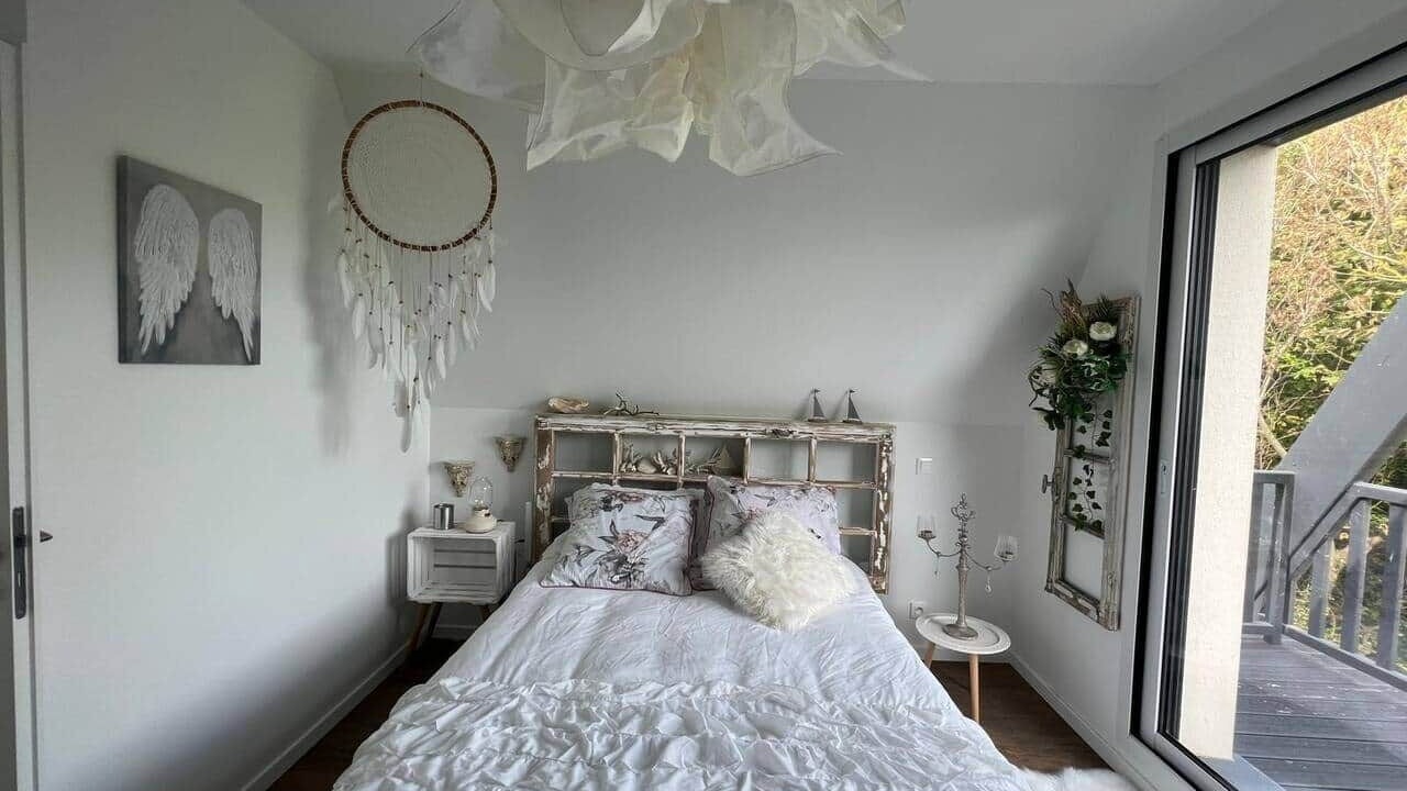 Photo of Bedroom in Saint-Laurent-sur-Mer