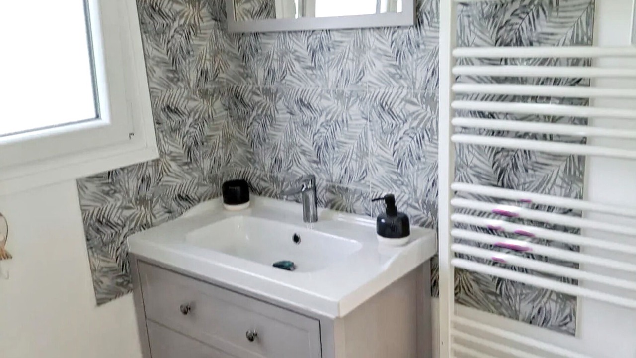 Photo of Bathroom in Saint-Meloir-des-Ondes