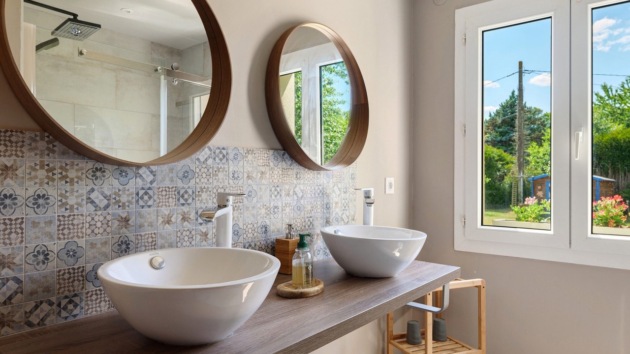 Photo of Bathroom in Laille