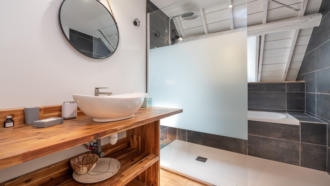 Photo of Bathroom in Pleucadeuc