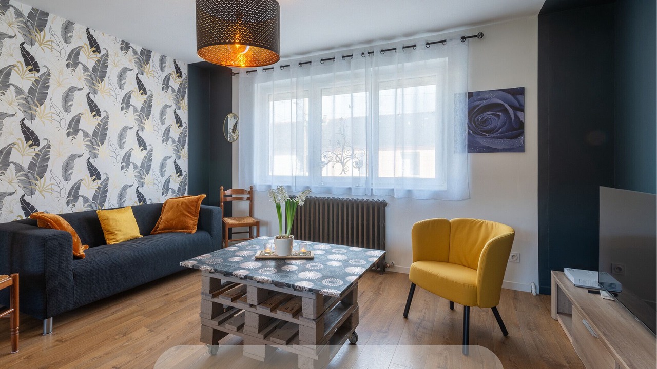 Photo of Livingroom in Laval