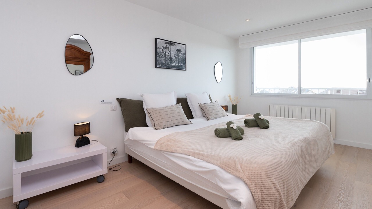 Photo of Bedroom in Larmor-Plage