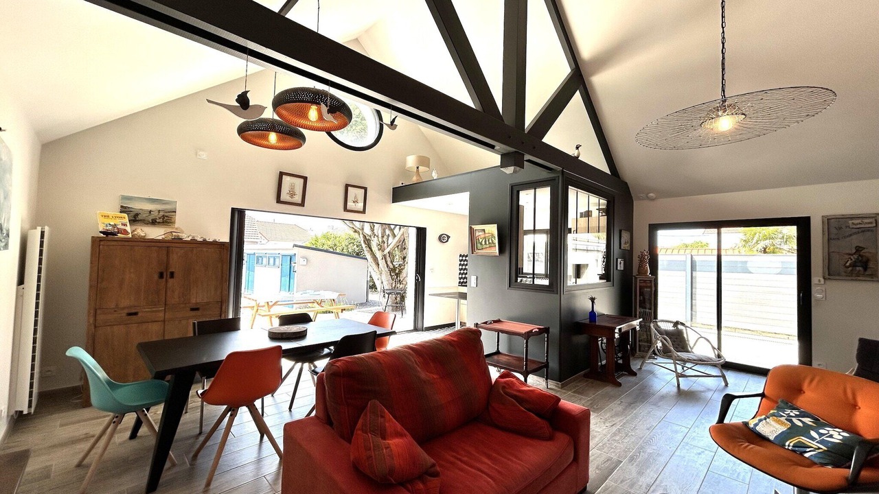 Photo of Livingroom in Saint-Martin de Brehal