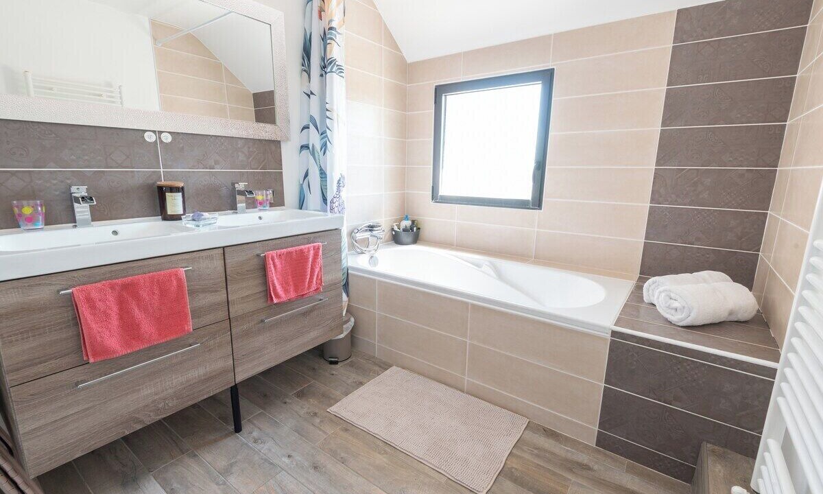 Photo of Bathroom in Ploemeur