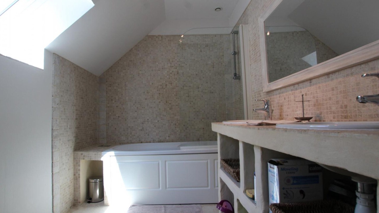 Photo of Bathroom in La Chapelle sur Vire