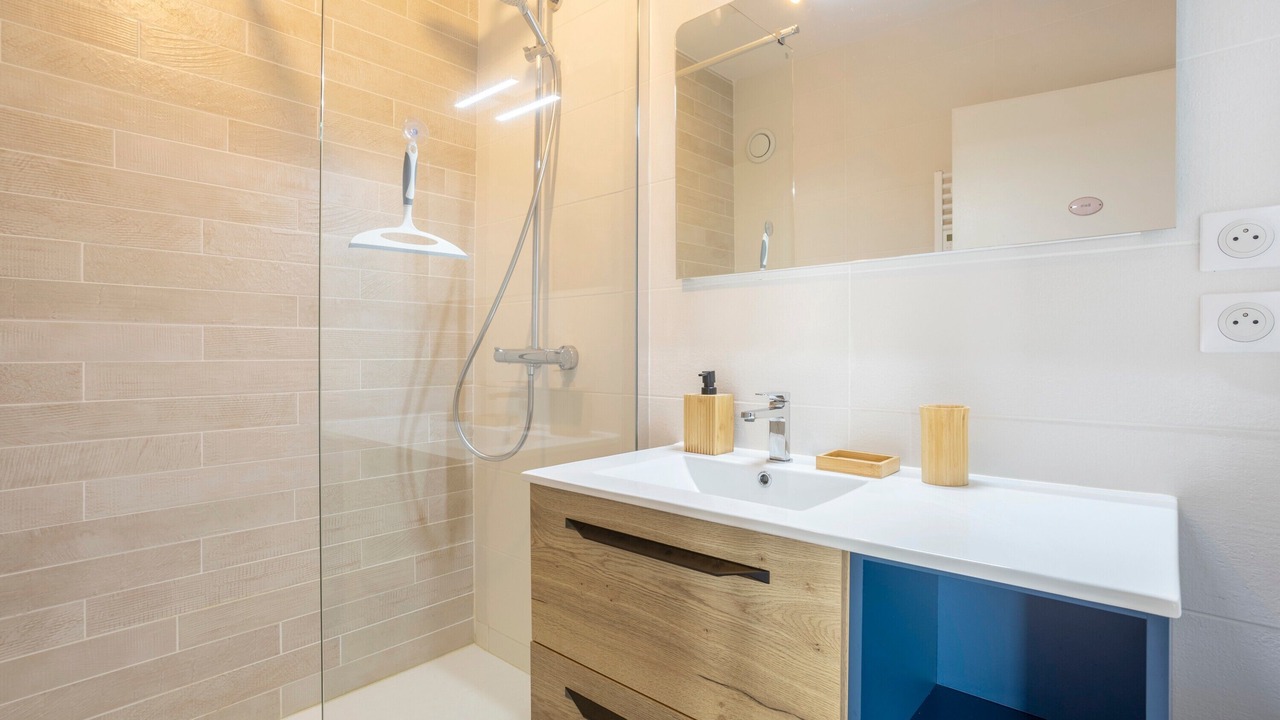 Photo of Bathroom in La Foret-Fouesnant