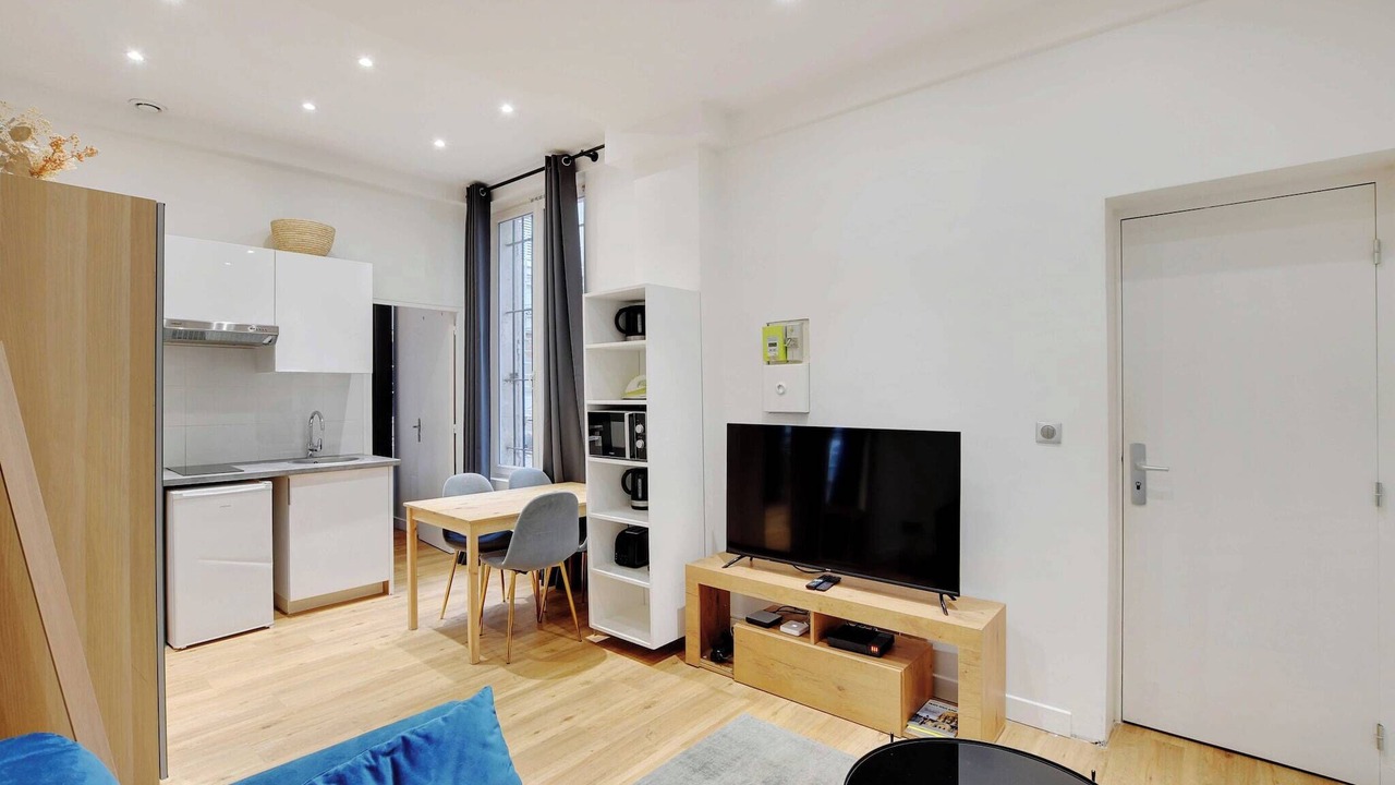 Photo of Livingroom in Quartier du Faubourg-Montmartre