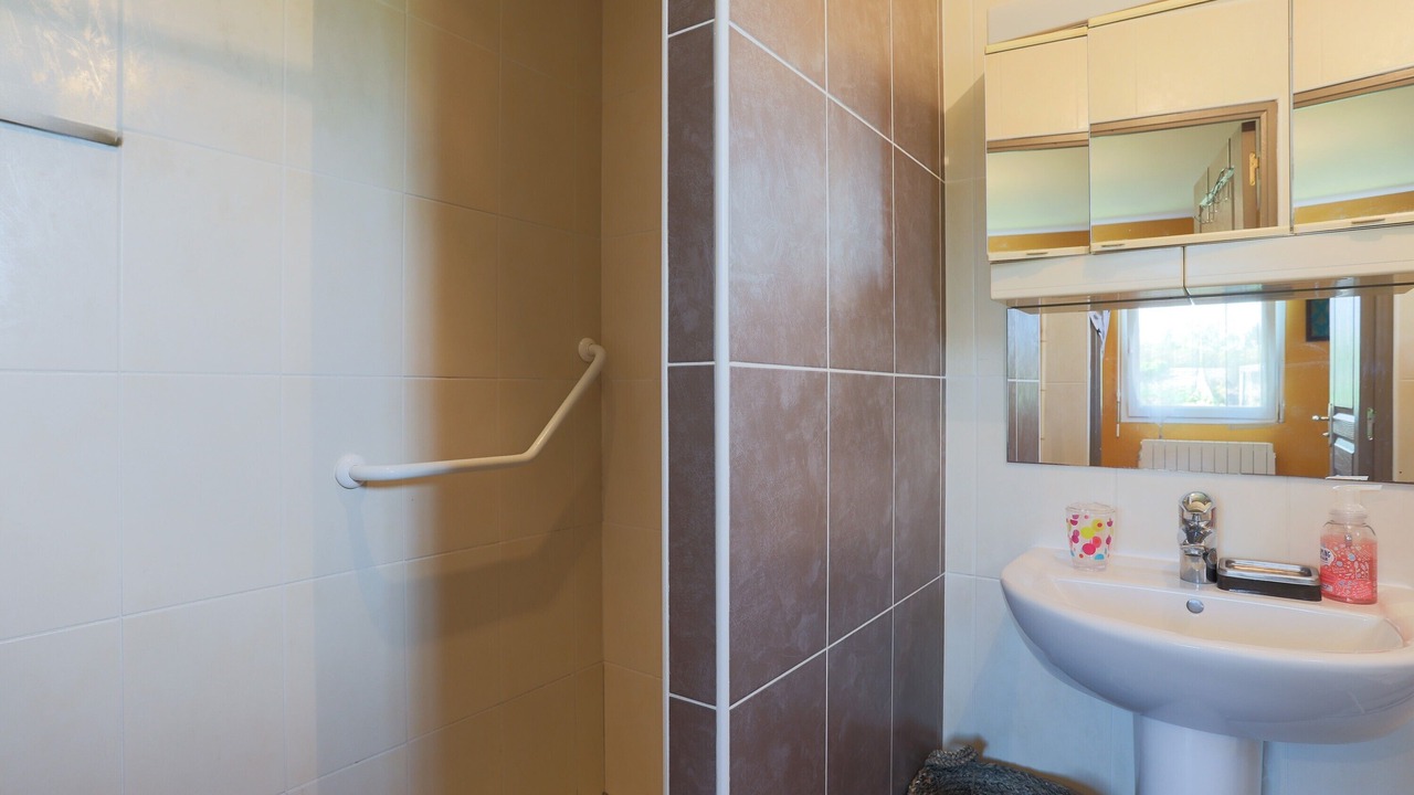 Photo of Bathroom in Plouezec