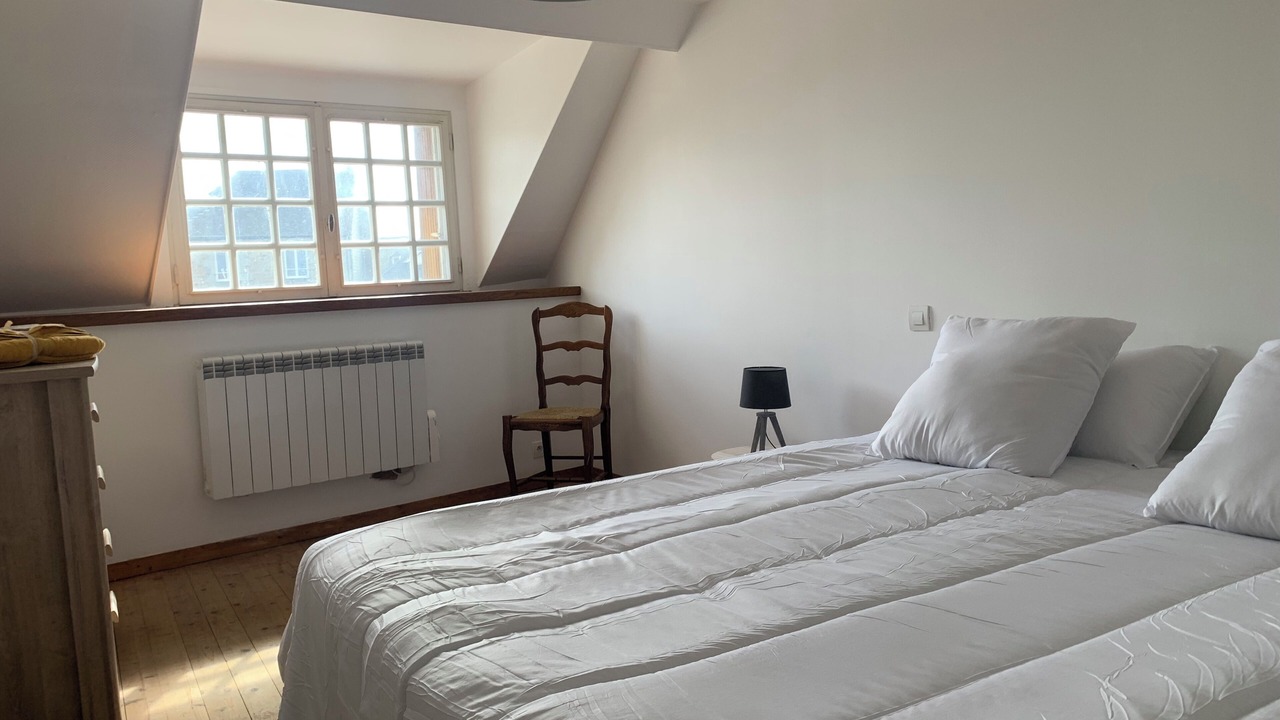 Photo of Bedroom in Briouze