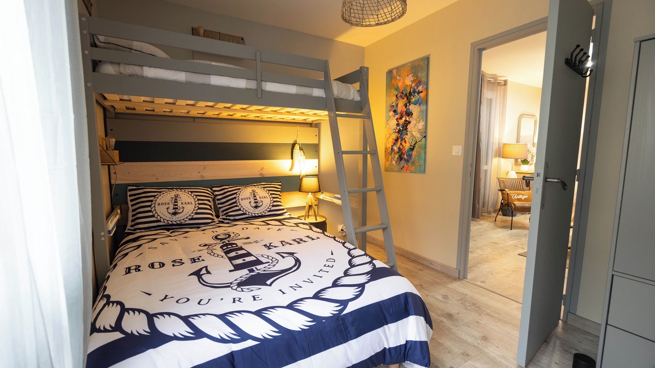 Photo of Bedroom in Bayeux