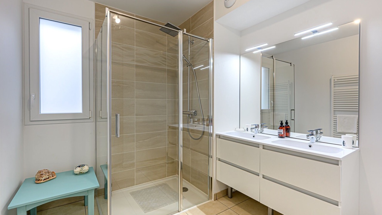 Photo of Bathroom in Vannes