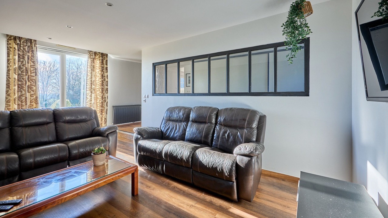Photo of Livingroom in Terre-et-Marais