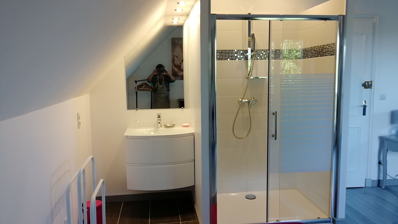 Photo of Bathroom in Ver-sur-Mer