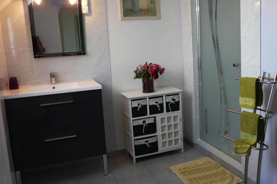 Photo of Bathroom in Villaines-la-Juhel