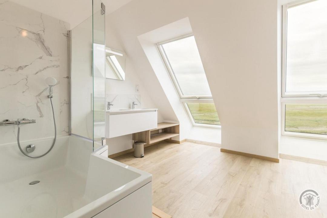Photo of Bathroom in Vains