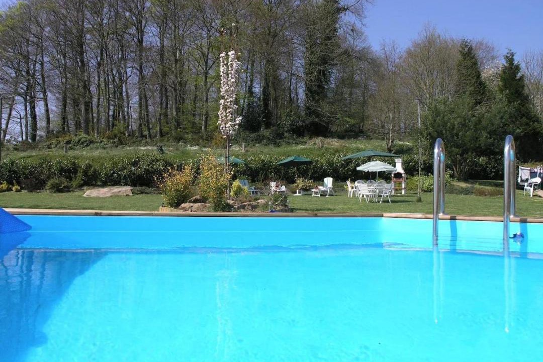 Photo of Others in Saint-Georges-de-Reintembault