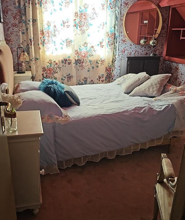 Photo of Bedroom in Saint-Coulomb