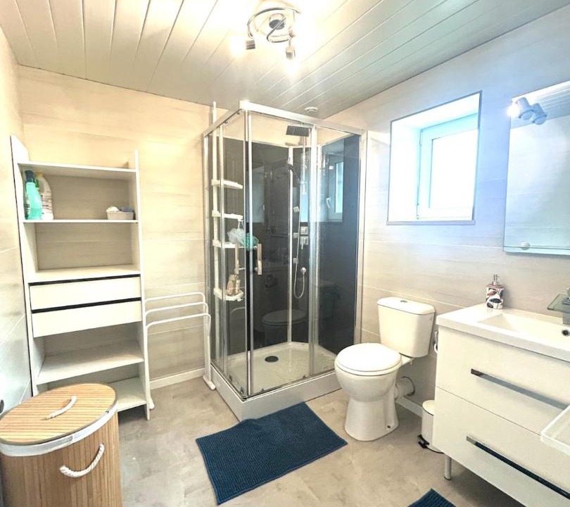 Photo of Bathroom in Fleury