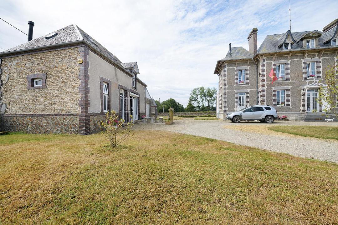 Photo of Others in Le Molay-Littry
