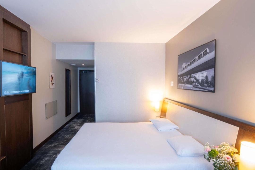 Photo of Bedroom in Cesson-Sevigne