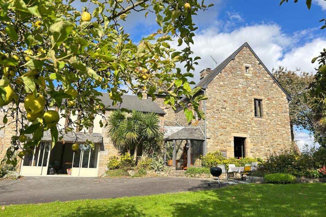 Photo of Others in Tirepied