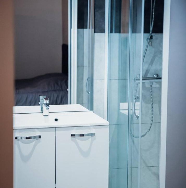 Photo of Bathroom in Ernee