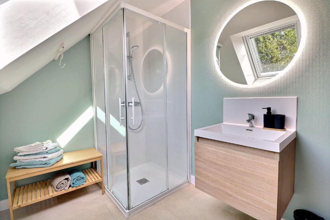 Photo of Bathroom in Saint-Lunaire