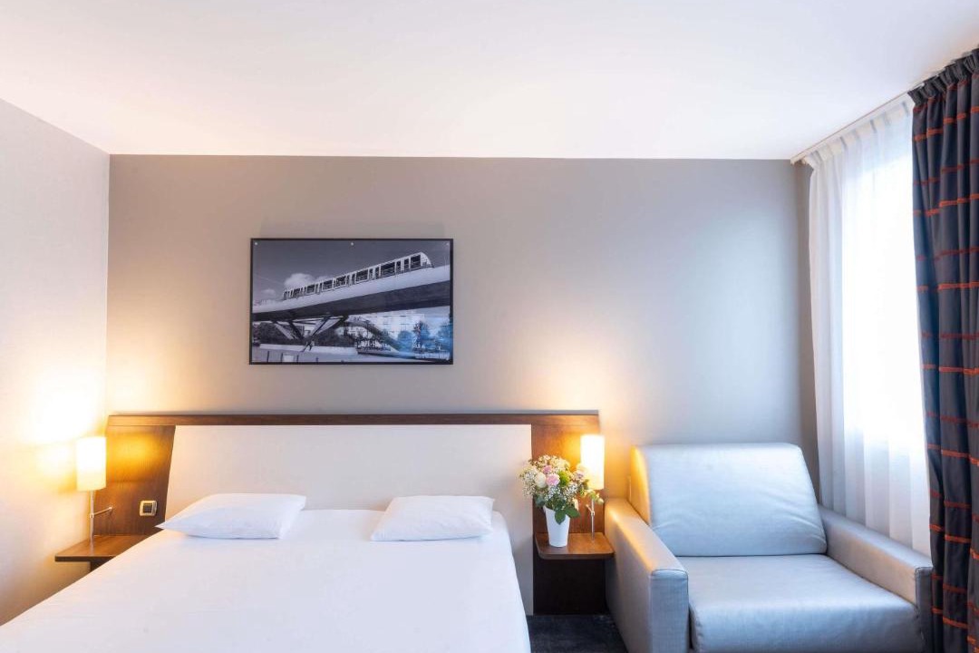 Photo of Bedroom in Cesson-Sevigne