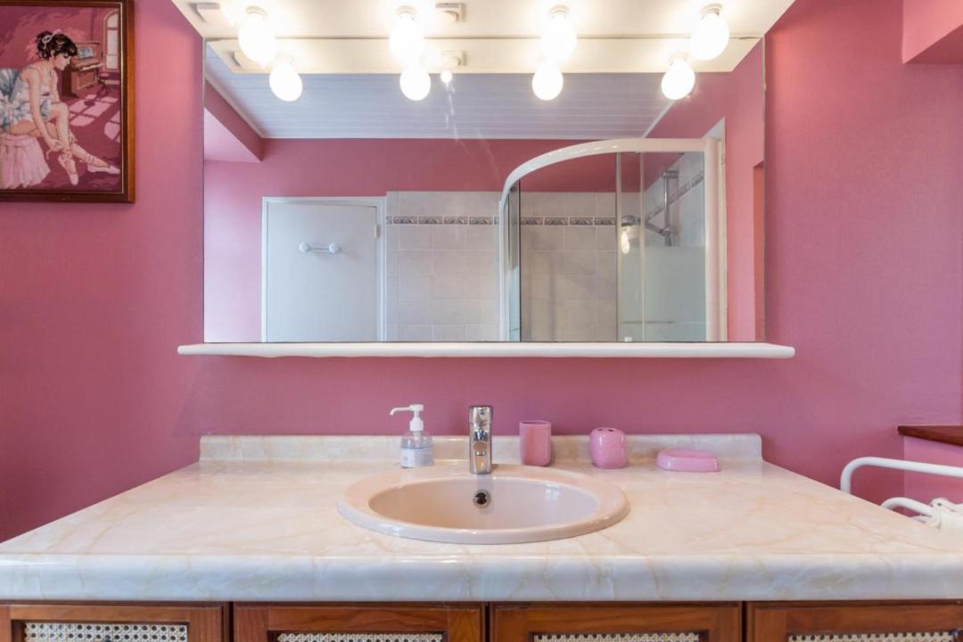 Photo of Bathroom in Saint-Martin-de-Cenilly
