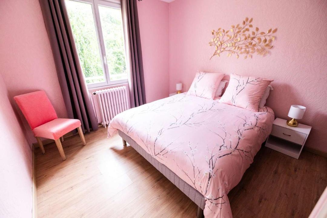 Photo of Bedroom in Canisy