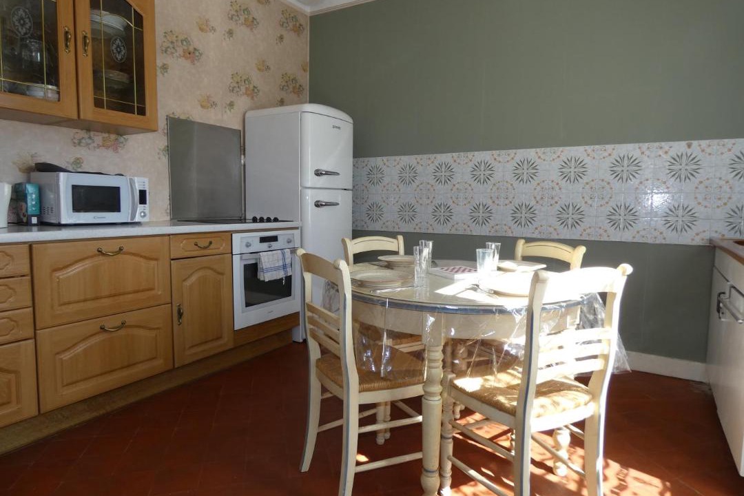 Photo of Kitchen in Yvre-l'Eveque