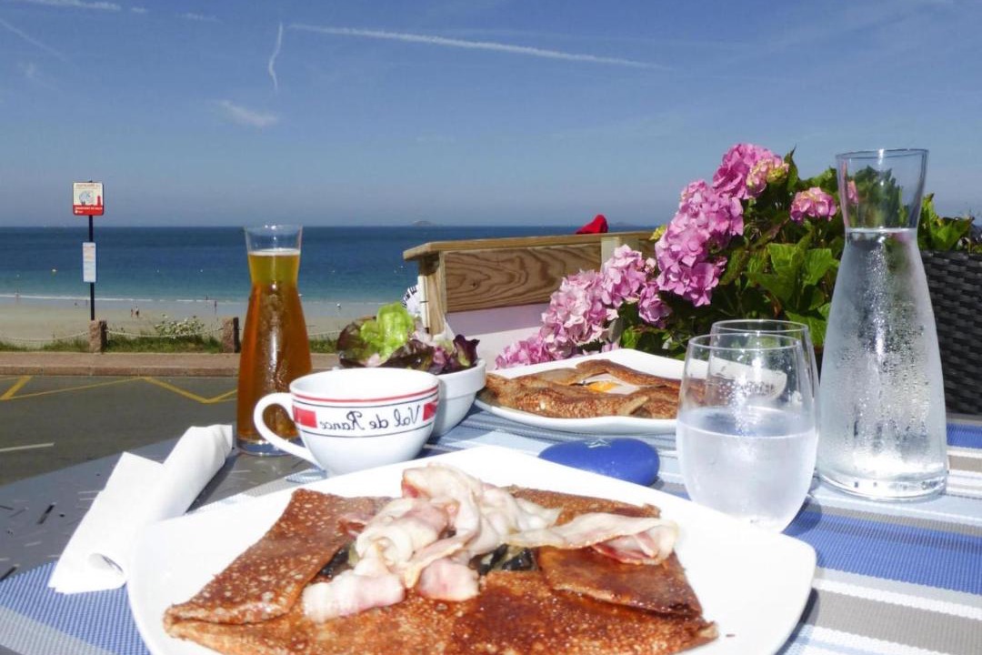 Photo of Others in Etables-sur-Mer