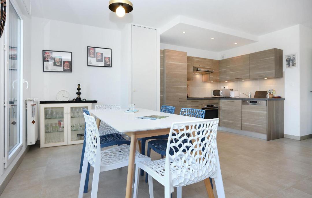 Photo of Others in Esperance-Cottages