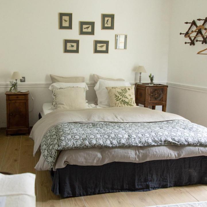 Photo of Bedroom in Dance