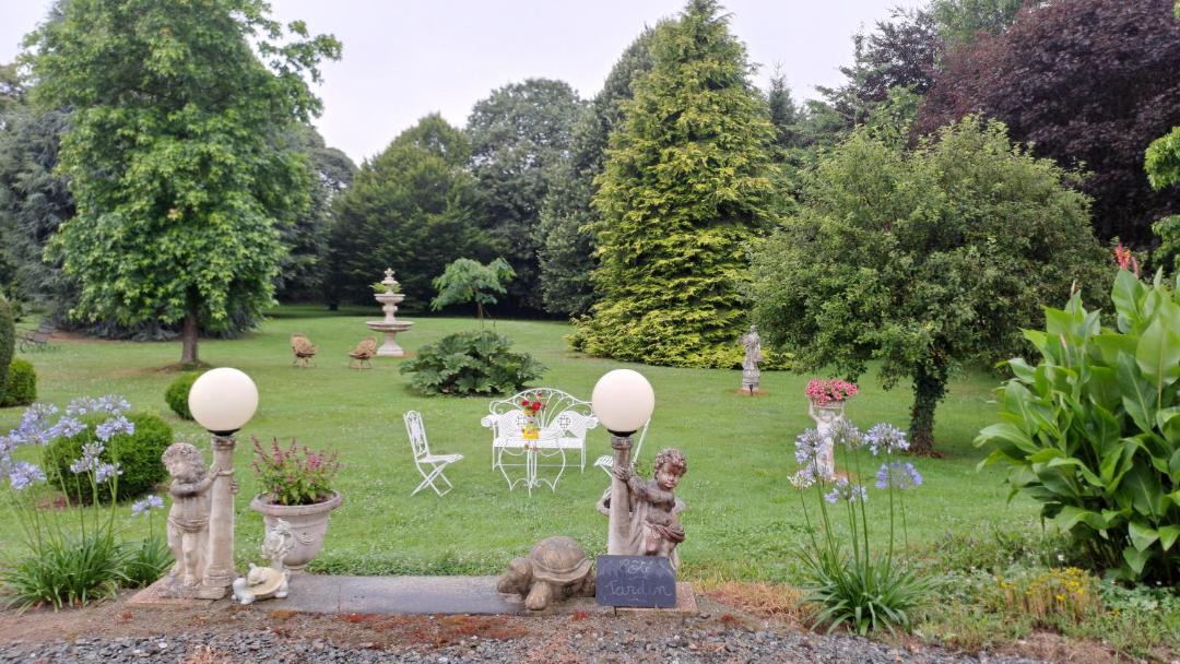 Photo of Others in Sens-de-Bretagne