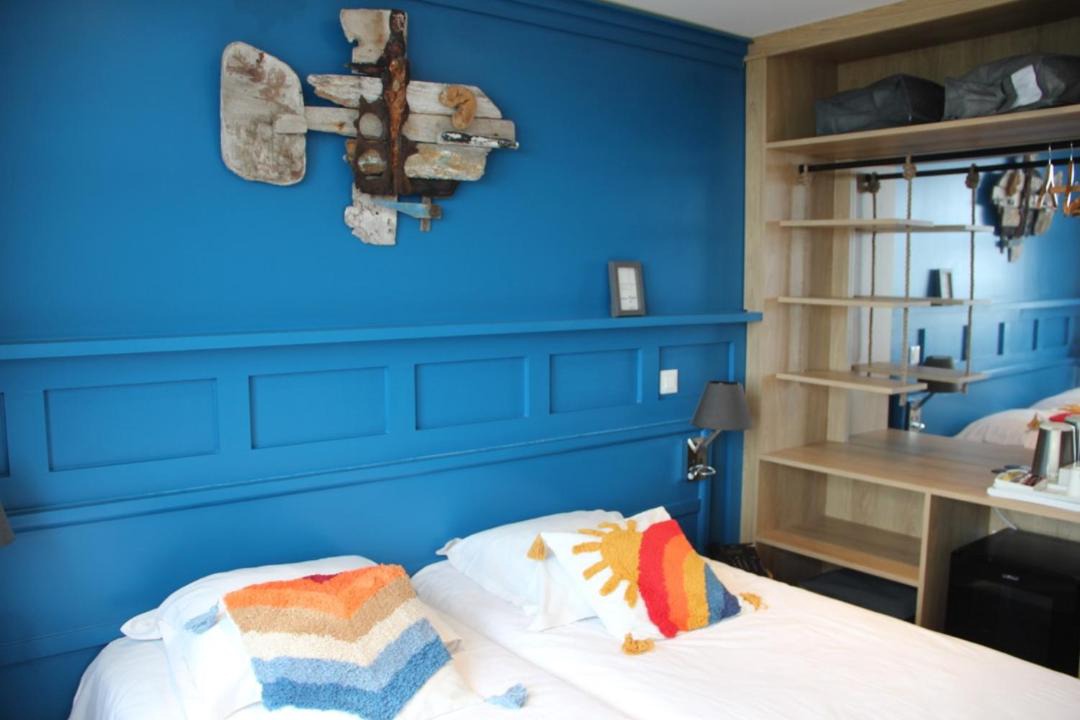 Photo of Bedroom in Saint-Martin de Brehal