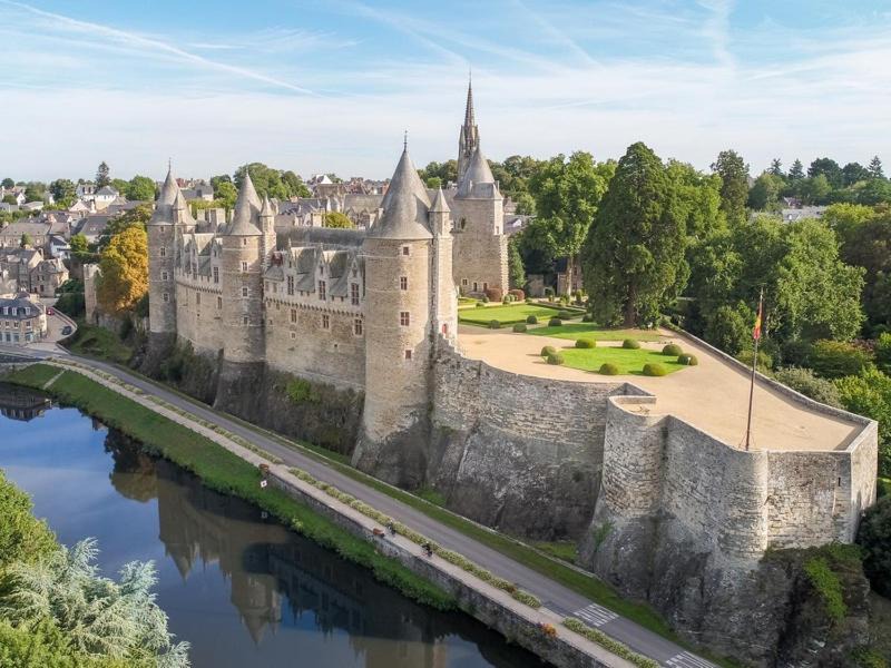Photo of Others in Josselin