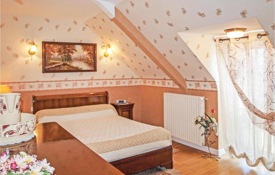 Photo of Bedroom in Langueux
