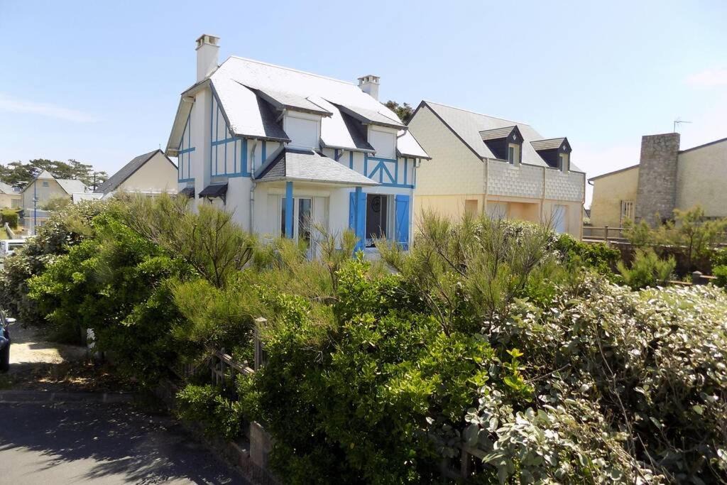 Photo of Others in Hauteville-sur-Mer