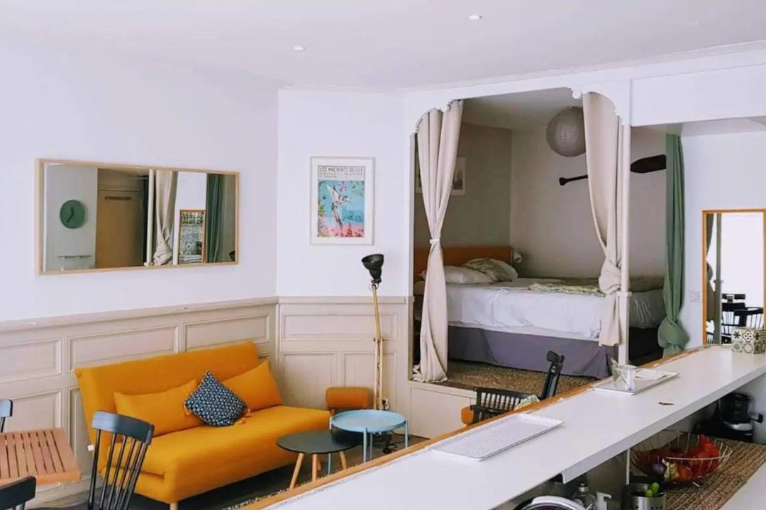 Photo of Livingroom in Saint-Donatien