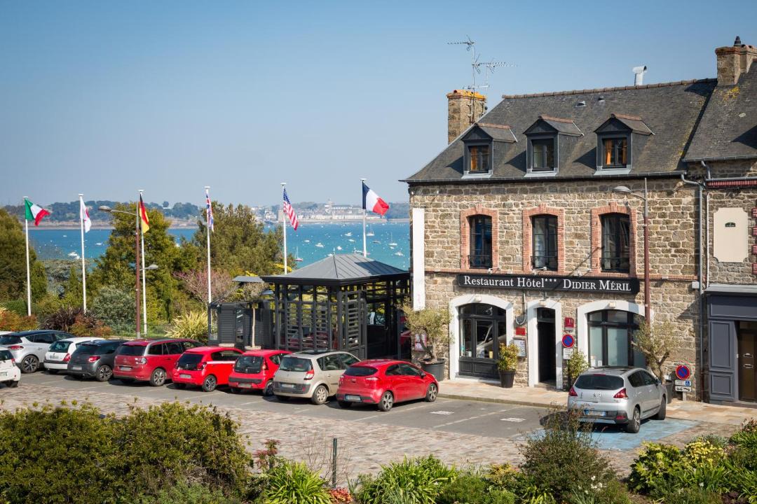Photo of Others in Dinard