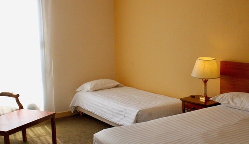 Triple Room, Multiple Beds, Non Smoking