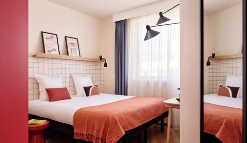 La Room Standard