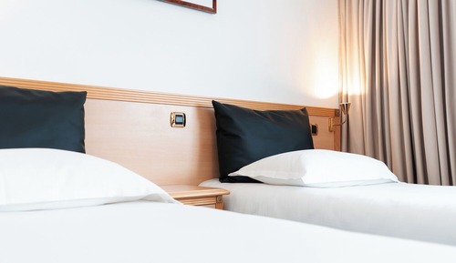 Single Room, 2 Twin Beds (Economique)
