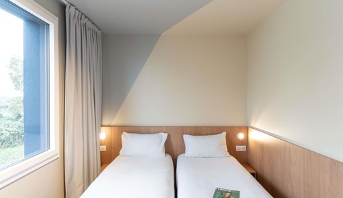 Standard Room, 2 Twin Beds