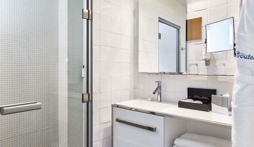 Junior Suite, 1 Queen Bed, Terrace