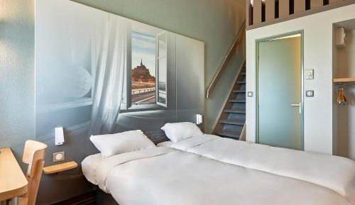 Classic Quadruple Room