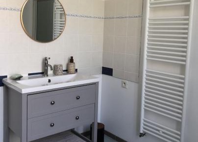 Large Single Room