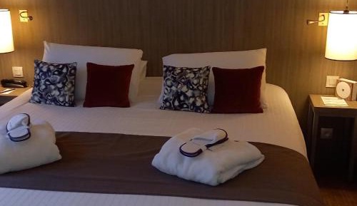 Privilege Room with One Double Bed and Sofa