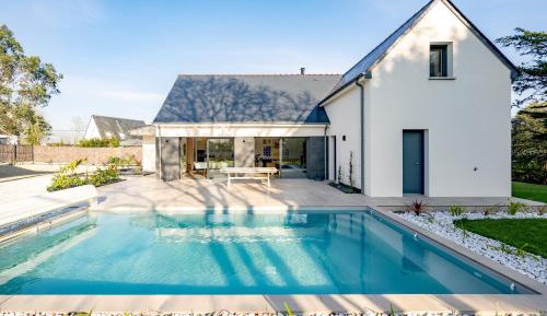 Six-Bedroom House